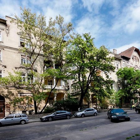 Heroes Square & City Park Thermals Apartment Budapest Eksteriør bilde